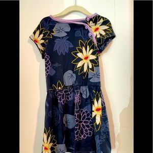 Pretty navy dress w/Japanese floral pattern. Great cond. Tea collection. Sz 4